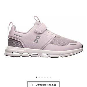 On Kids'l  Cloud Play Shoe size 1 kids